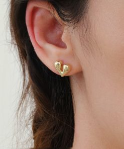 925 Silver Needle Minimalist Heart Mini Earrings - French Cold Style, Versatile Daily Wear for Effortless Chic