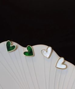 925 Silver Retro Green Heart Stud Earrings - High-End Niche Design, Trendy 2025 Jewelry for Unique Style