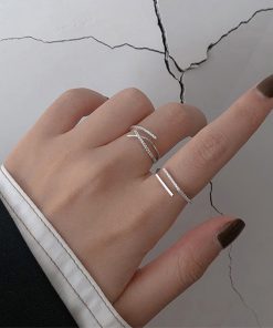 Adjustable Open Cross Ring for Women, Stylish Japanese Light Luxury Geometric Design with Single Diamond Accent