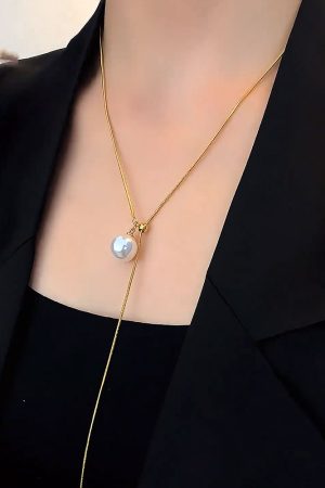 Adjustable Pull-Out Zircon Necklace - Light Luxury Minimalist Clavicle Chain, Trendy Niche Design for Versatile Style