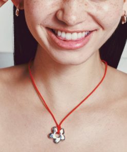 Adjustable Red Flower Pendant Necklace - Fashionable Vacation Style, European American Design, Trendy Accessory for 90s Vibes