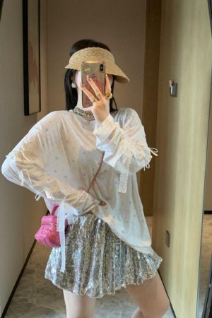 Age-Reducing Lightweight Long Sleeve T-Shirt with 3D Bow, Cute Sweet & Spicy Design, Sun Protection, High-End Fashion
