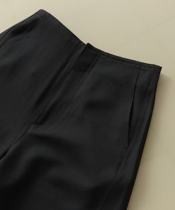 Airy Cocoon-Shaped High-Waisted Cropped Pants - Stylish Tapered Carrot & Slimming Banana Pants for Trendy Looks