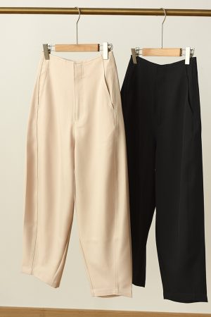 Airy Cocoon-Shaped High-Waisted Cropped Pants - Stylish Tapered Carrot & Slimming Banana Pants for Trendy Looks
