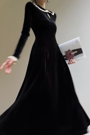 Alice Sweet Dream French Vintage Velvet Dress - Elegant Long Skirt Winter Gown with Timeless Charm and Classic Style