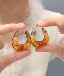 Amber Retro Ear Hoops - Exaggerated Minimalist Style Clip-On Earrings, High-End Niche Design, 90s Inspired Fashion Accessory