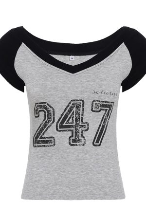 American Retro Black and Gray Color Block V-Neck Short Sleeve T-Shirt - Casual Sports Top for a Stylish 90s Inspired Look