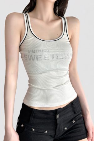 American Retro Black and White Letter Rhinestone Print Tank Top - Versatile Slim Fit Camisole for Y2K and Sports Style