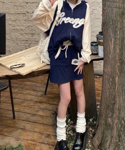 American Retro Color Block Hoodie for Students - Loose Slimming Versatile Sweatshirt Inspired by 90s Y2K Style