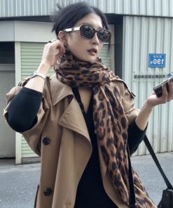 American Retro Leopard Print Scarf - Versatile Long Neck Shawl for Autumn/Winter - Chic Cool Spicy Style