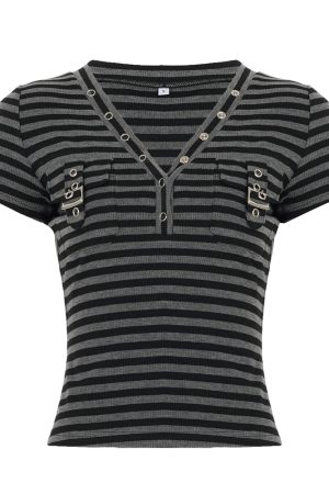 American Retro Striped V-Neck Pocket Cropped T-Shirt - Workwear Style, Low-Cut, Summer Essential for 90s and Y2K Fashion Lovers