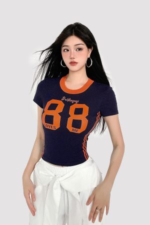 American Sports Style Digital Print Short Sleeve T-Shirt - 2025 Summer Retro Minimalist Women's Top for Casual Chic Look