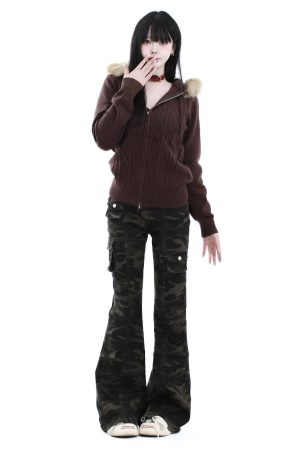 American Vintage Brown Fur Collar Hooded Cable Knit Long Sleeve Jacket Slim Fit Zipper Sweater for Effortless Chic Style