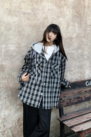 American Vintage Plaid Hooded Shirt Cardigan for Women and Men - Casual Loose-Fit Faux Two-Piece Design