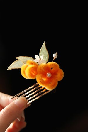 Ancient Style Floral Hairpin for Hanfu - Imitation Velvet Butterfly Hair Accessory for Side Bun - Autumn Winter Chinese Fashion