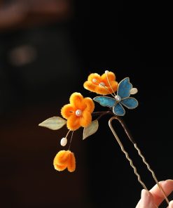 Ancient Style Floral Hairpin for Hanfu - Imitation Velvet Butterfly Hair Accessory for Side Bun - Autumn Winter Chinese Fashion