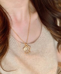 Ancient-Style Gold Sand Diamond Flower Silk Longevity Lock Pendant Necklace for Women - Lightweight Luxury 2025 Versatile Accessory