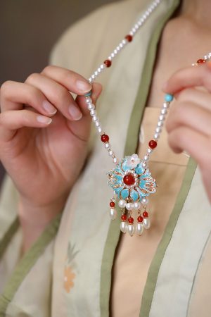 Ancient Style Horse Face Skirt Necklace - Blue Tassel Sweater Chain Qipao Accessory for Autumn Winter Hanfu Chinese Fashion
