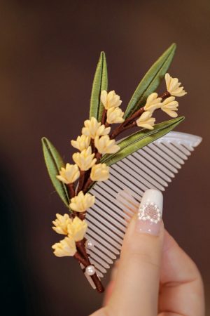 Ancient Style Osmanthus Flower Hairpin - Classical Cheongsam Hair Comb for Bun, Hanfu Hair Accessory, Chinese Style Hair Ornament for Women