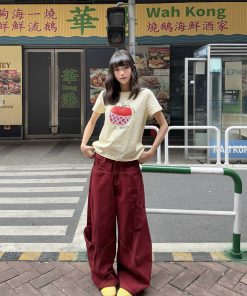 Apple Print Slim Fit Shoulder T-Shirt for Women - Summer Short Sleeve Pure Cotton Top in American Vintage Style