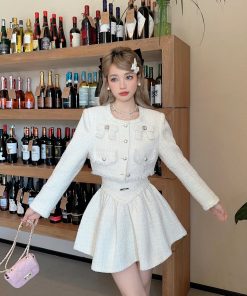 Apricot Butterfly Brocade Suit with Diamond Buckle and Tweed Bow for Wealthy Socialites - Elegant Y2K Inspired Fashion