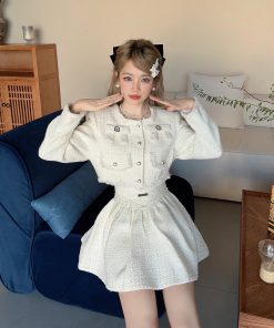 Apricot Butterfly Brocade Suit with Diamond Buckle and Tweed Bow for Wealthy Socialites - Elegant Y2K Inspired Fashion