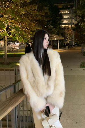 Apricot Fox Fur Short Coat for Women - Luxe High-End Socialite Style, Chic Outerwear for Events and Parties