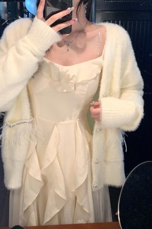 Apricot Long-Sleeve Dress, French-Style Waist-Defining Fairy Design, Gentle Temperament Long Skirt, Autumn 2025 Fashion Trend