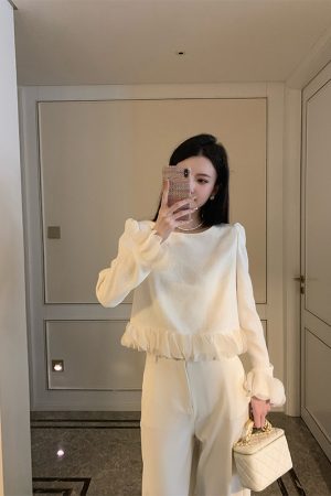 Apricot Round Neck Spliced Knitted Sweater for Women - Lazy Style Long Sleeve Top, Spring Fashion, Casual Chic, Trendy Layering Piece