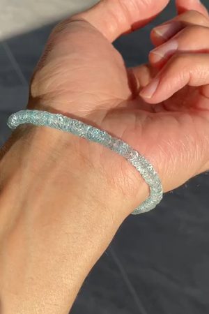 Aquamarine Crystal Cut Plate Bead Bracelet - Vintage High-End Light Luxury Accessory for Unique Style