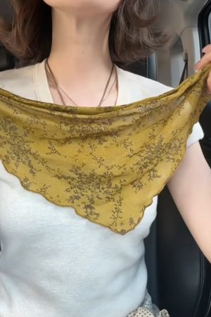 Artistic Retro Ginger Yellow Floral Triangular Scarf - Pastoral Forest Style Neck Scarf & Headscarf for Women