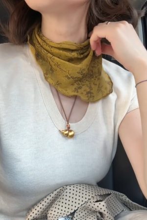 Artistic Retro Ginger Yellow Floral Triangular Scarf - Pastoral Forest Style Neck Scarf & Headscarf for Women