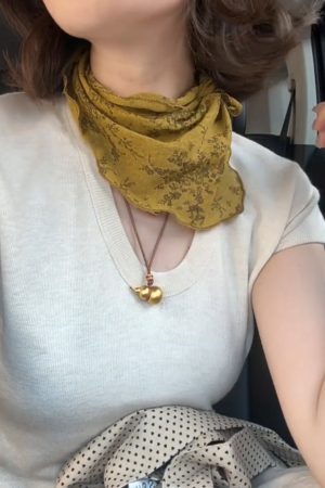 Artistic Retro Ginger Yellow Floral Triangular Scarf - Pastoral Forest Style Neck Scarf & Headscarf for Women