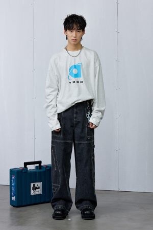 Ash Gray Long Sleeve T-Shirt with Roaring Beast Internet Logo - Trendy 90s Inspired Urban Streetwear Top