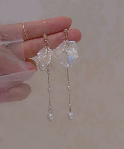 Asymmetric Shell Pearl Earrings for Women - Gentle Forest Style Long Earrings, 2025 Trendy Fairy Vacation Accessory