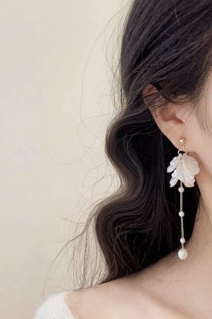 Asymmetric Shell Pearl Earrings for Women - Gentle Forest Style Long Earrings, 2025 Trendy Fairy Vacation Accessory