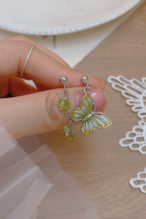 Asymmetrical Green Butterfly Earrings for Women - Fresh Forest Style Spring/Summer Niche Long Studs