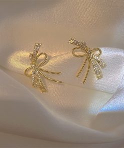 Asymmetrical Love Heart Bow Earrings - High-End Korean Style Light Luxury Ear Studs for Women