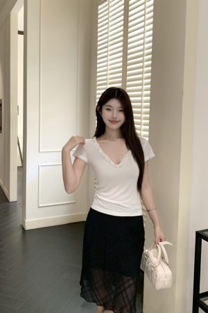 Asymmetrical Plaid Skirt with Slimming Design - High-End Summer 2025 Korean Chic Fashion