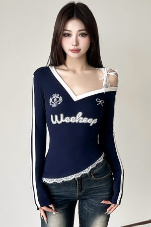 Asymmetrical Shoulder T-shirt with Lace Splicing and Tie Design - American Casual Sports Style Letter Print Top for Y2K Fashion