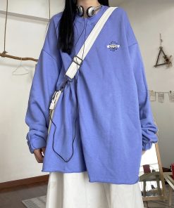 Autumn Fleece Sweatshirt with Daisy Embroidery, Round Neck, Loose Fit, Versatile BF Trend, Streetwear Style