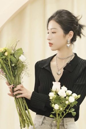 Autumn Knitted Polo Collar Sweater for Women - Black Long-Sleeved Top, Inspired by Zhou Yutong Style, 90s Fashion Vibes