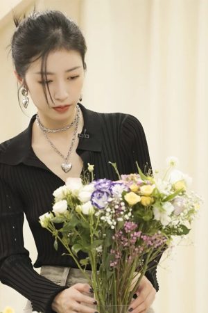 Autumn Knitted Polo Collar Sweater for Women - Black Long-Sleeved Top, Inspired by Zhou Yutong Style, 90s Fashion Vibes