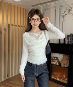 Autumn Lace Knitted Layered Mock Two-Piece Base Top - Slim Fit, Elegant Knitwear for 90s-Inspired Fall Fashion