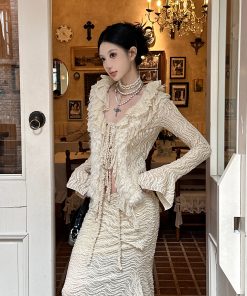 Autumn Lace Layered Waist-Defining Top with Textured Knitted Mermaid Skirt - Chic French Fur Style for Fall Fashion