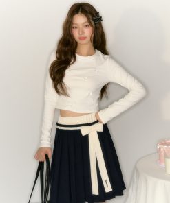 Autumn Long Sleeve T-Shirt for Women, Unique Short Sweet & Spicy Design, Trendy Casual Top for Weekend Wear