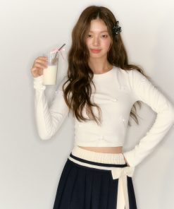 Autumn Long Sleeve T-Shirt for Women, Unique Short Sweet & Spicy Design, Trendy Casual Top for Weekend Wear