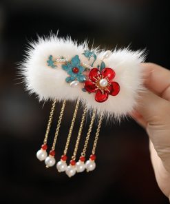 Autumn Winter Tassel Fur Hair Clip for Women - Ancient Style Hanfu Headpiece Side Clip in White