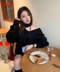 Autumn Winter Women's American Retro Minimalist Turtleneck V-Neck Knitted Top, Stylish Pumpkin Sweater for 90s Y2K Fashion