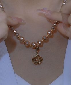 Autumn/Winter 2025 Ginkgo Leaf Pearl Necklace Light Luxury High-End Collarbone Chain Niche Design Jewelry for Elegant Style